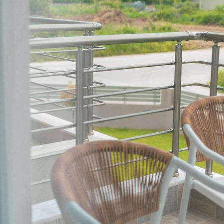 La Cruz Luxury Apartments スタブロス エクステリア 写真